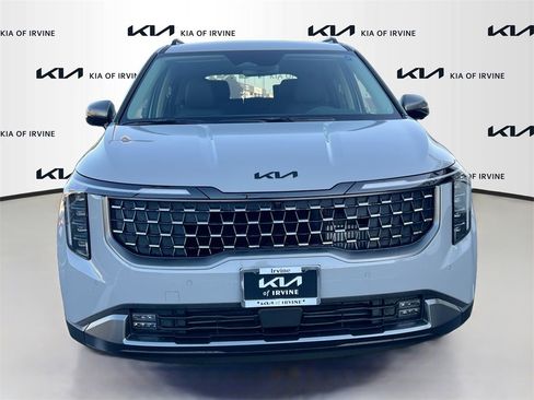 New 2026 Kia Carnival SX Prestige image 2