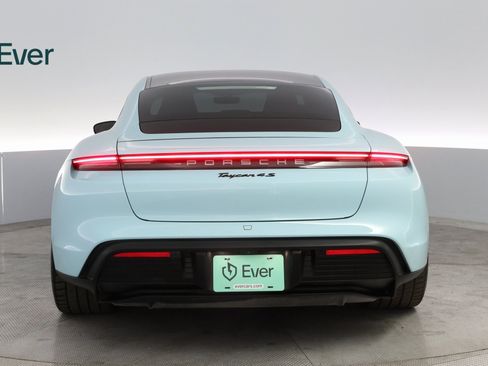 Used 2020 Porsche Taycan 4S image 13