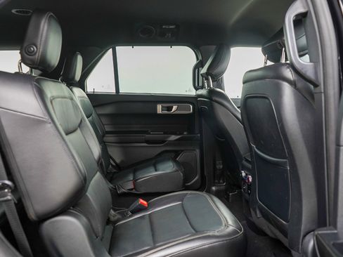 Used 2020 Ford Explorer Limited AWD/4WD image 12