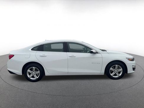 Used 2024 Chevrolet Malibu LT image 16