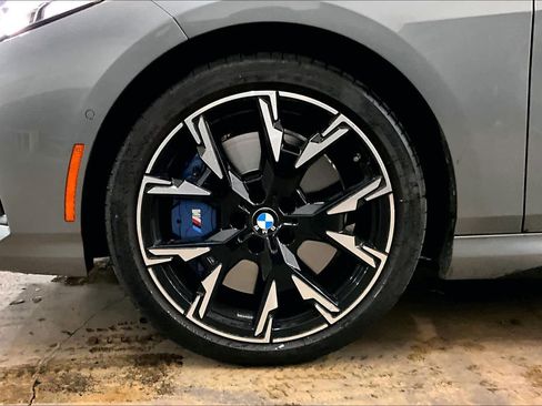 Certified 2025 BMW M235i xDrive w/ Premium Package image 12