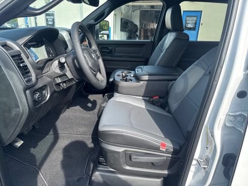 Used 2025 RAM 2500 Tradesman w/ Safety Group AWD/4WD image 2
