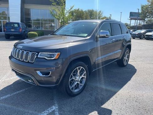Used 2020 Jeep Grand Cherokee Overland image 2