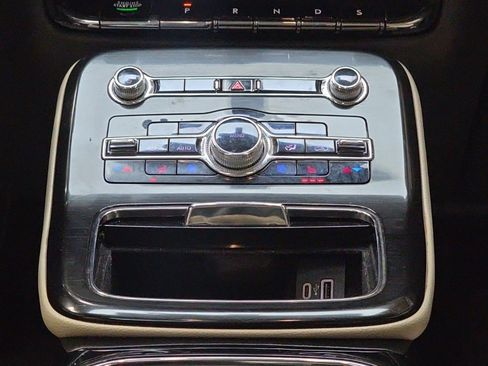 Used 2022 Lincoln Nautilus Reserve image 22