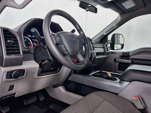 Used 2019 Ford F250 XLT w/ XLT Value Package AWD/4WD image 14