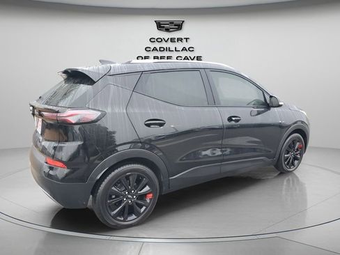 Used 2023 Chevrolet Bolt EUV LT w/ Redline Edition image 10