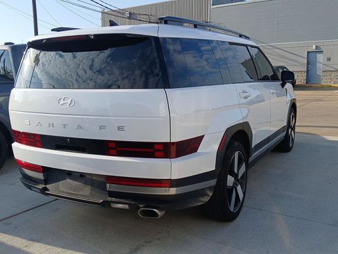 Used 2025 Hyundai Santa Fe Limited FWD image 6