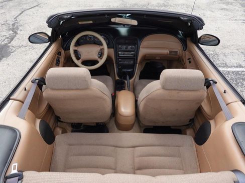Used 1998 Ford Mustang Convertible RWD image 7