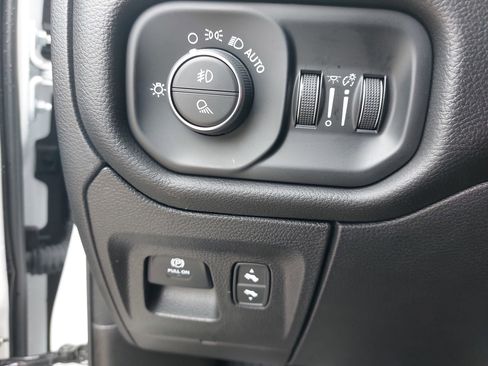 Used 2025 RAM 1500 Big Horn AWD/4WD image 27