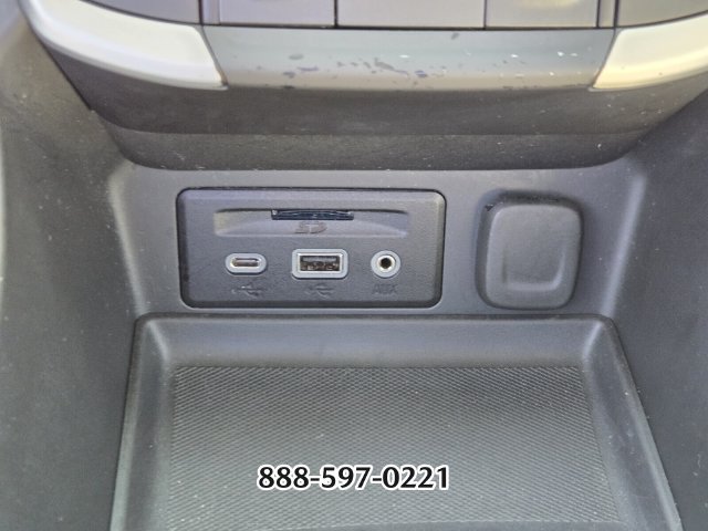 Used 2023 GMC Terrain SLT FWD image 25