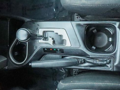 Used 2017 Toyota RAV4 XLE image 20