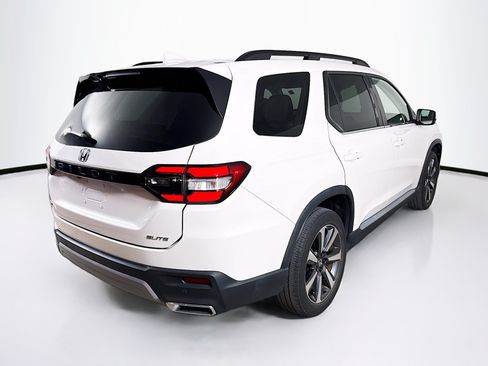 Used 2023 Honda Pilot Elite image 34