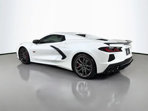 Used 2023 Chevrolet Corvette Stingray Premium Conv w/ Z51 Performance Package RWD image 7