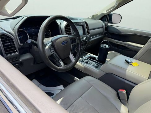 Used 2021 Ford Expedition Max XLT AWD/4WD image 14