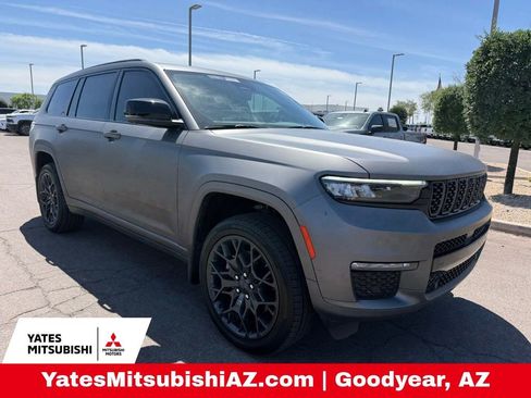Used 2023 Jeep Grand Cherokee L Summit w/ Advanced Protech Group IV image 2