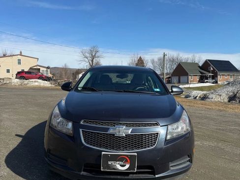 Used 2014 Chevrolet Cruze LT image 1