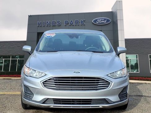 Certified 2020 Ford Fusion SE image 2