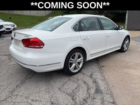 Used 2014 Volkswagen Passat TDI SEL Premium FWD image 5