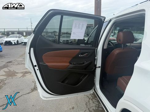 Used 2021 Chevrolet Traverse High Country AWD/4WD image 14