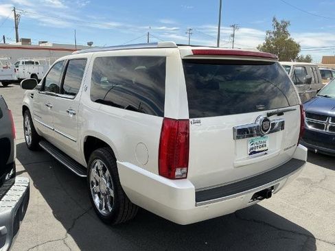 Used 2007 Cadillac Escalade ESV AWD w/ Information Package image 5