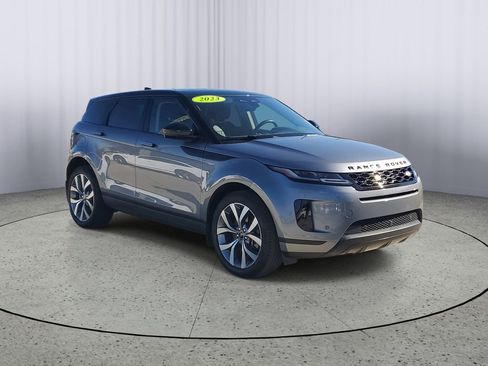 Used 2023 Land Rover Range Rover Evoque SE image 2