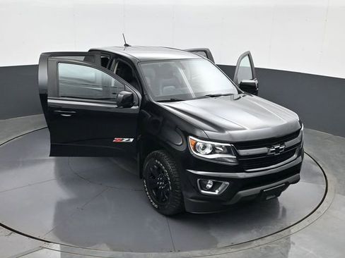 Used 2019 Chevrolet Colorado Z71 w/ Z71 Midnight Edition image 29