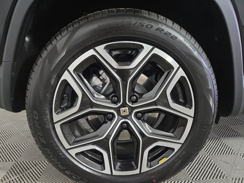 Used 2024 Rivian R1S Adventure AWD/4WD image 12