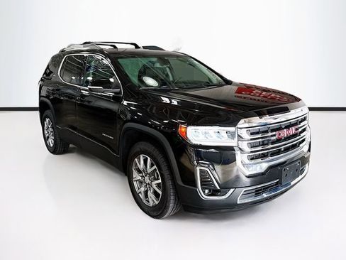Used 2020 GMC Acadia SLT image 3