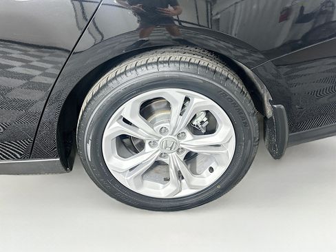 Used 2025 Honda Accord LX image 11