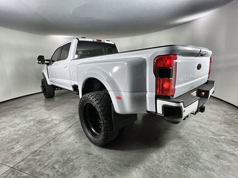 Used 2023 Ford F450 Lariat w/ Lariat Ultimate Package image 6