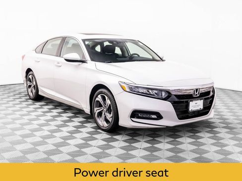 Used 2018 Honda Accord EX image 8
