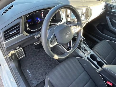 Used 2024 Volkswagen Jetta Sport FWD image 17