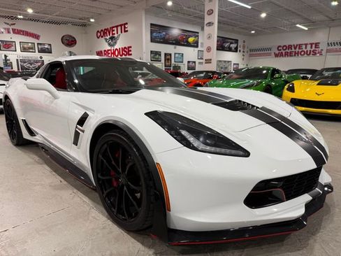 Used 2019 Chevrolet Corvette Grand Sport RWD image 7