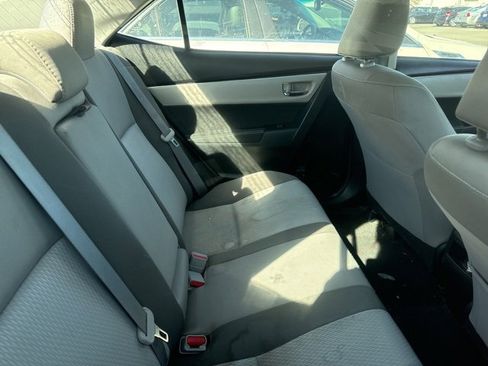 Used 2019 Toyota Corolla LE image 3