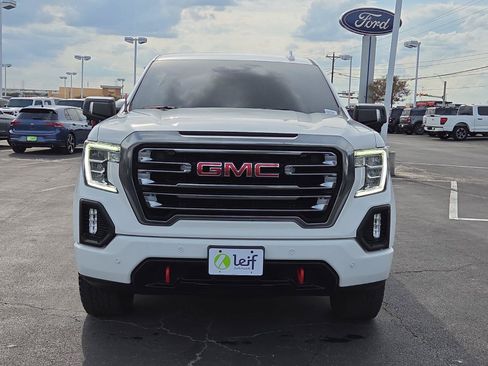 Used 2021 GMC Sierra 1500 AT4 w/ AT4 Premium Package AWD/4WD image 2