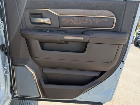 New 2026 RAM 2500 Limited image 31
