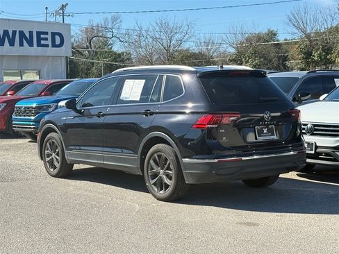New 2024 Volkswagen Tiguan SE image 7