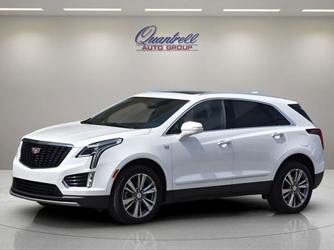 Used 2025 Cadillac XT5 Premium Luxury FWD image 8