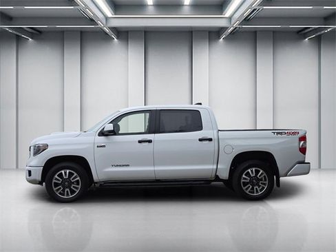 Used 2020 Toyota Tundra SR5 image 7