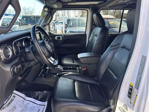 Certified 2021 Jeep Wrangler Unlimited Sahara image 16