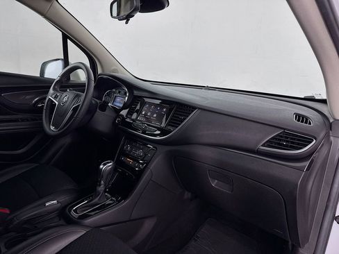 Used 2022 Buick Encore Preferred w/ Safety Package image 30