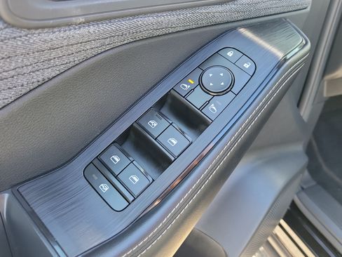 Certified 2023 Nissan Rogue SV AWD/4WD image 17