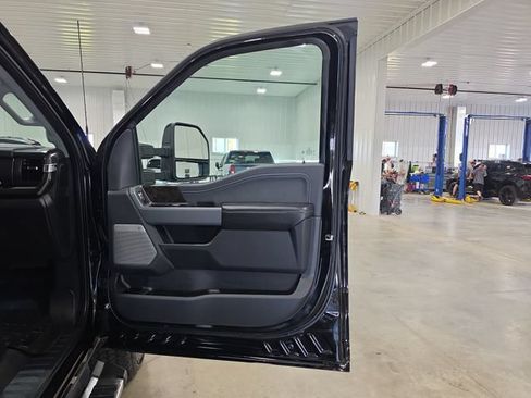Used 2024 Ford F350 Lariat w/ Snow Plow Prep Package AWD/4WD image 33