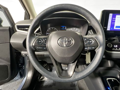 Used 2024 Toyota Corolla LE FWD image 17
