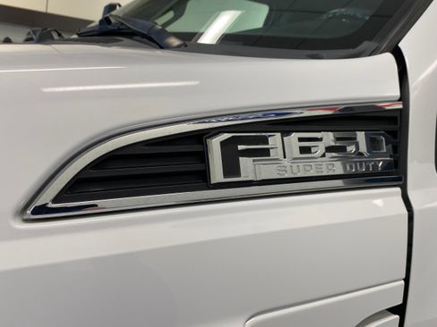 Used 2019 Ford F650 2WD Regular Cab Super Duty image 8