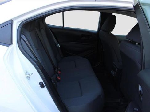 Certified 2023 Toyota Corolla LE image 30