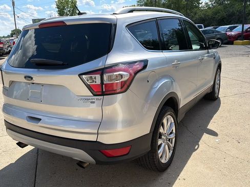 Used 2017 Ford Escape Titanium AWD/4WD image 5