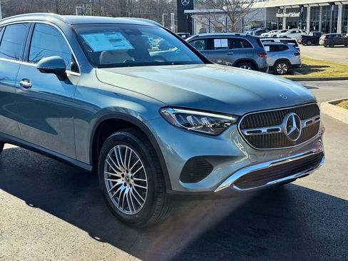 New 2026 Mercedes-Benz GLC 300 4MATIC image 2