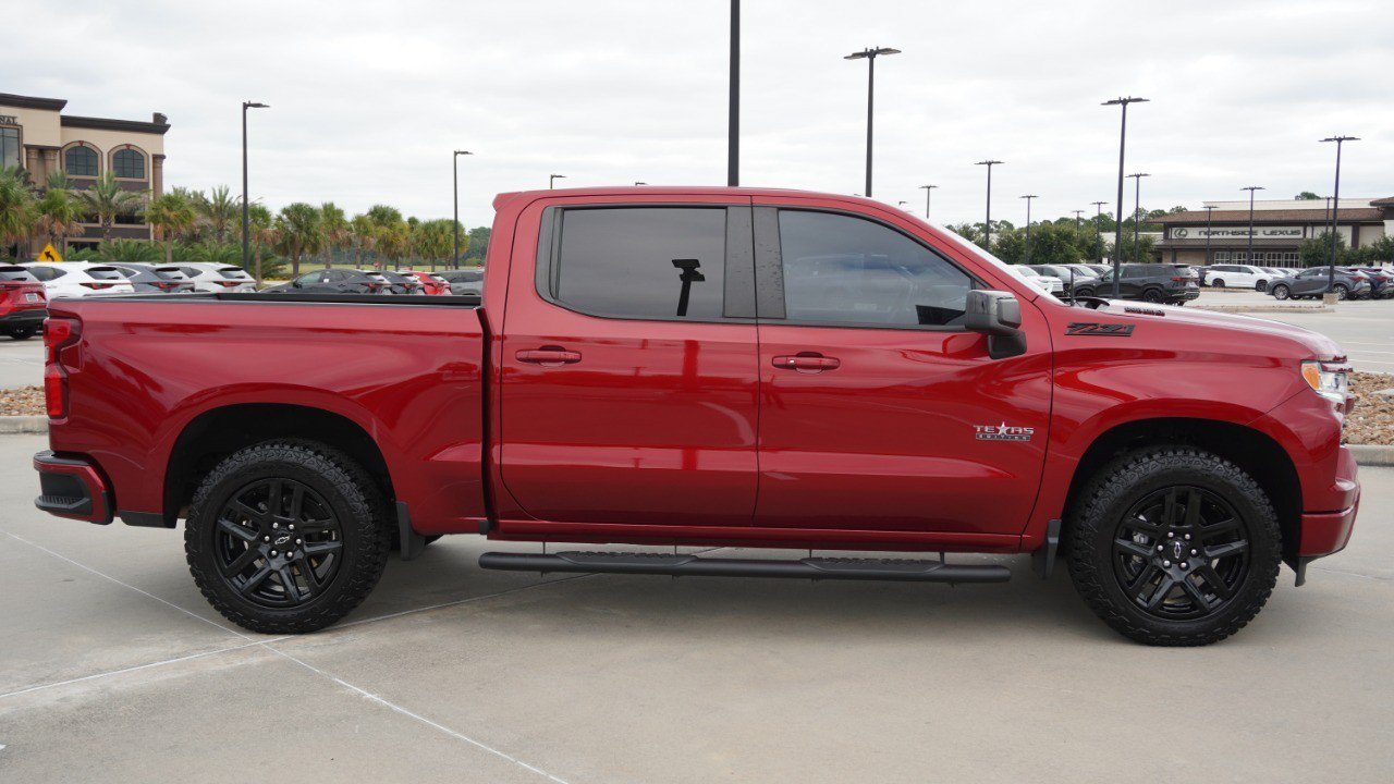 Used 2023 Chevrolet Silverado 1500 RST w/ Texas Edition Plus AWD/4WD image 4