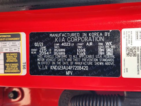 Used 2023 Kia Soul S FWD image 32